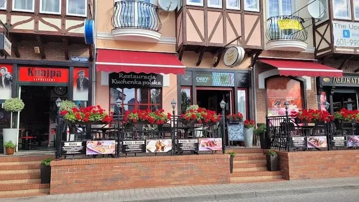 Gdzie zjeść w Mielnie? Odkryj najlepsze restauracje i smaki