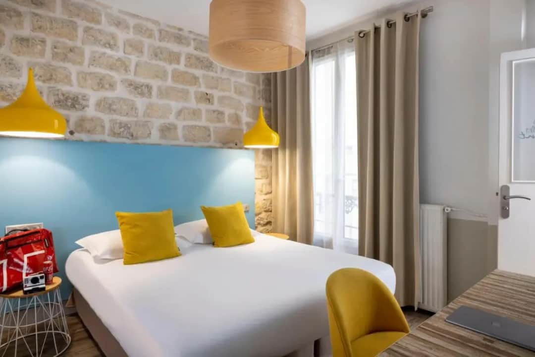 Najlepsze dzielnice Paryża na nocleg: uniknij drogich pułapek