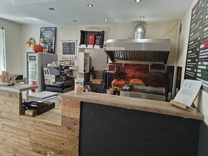 Gdzie zjeść w Wałbrzychu? Odkryj najlepsze restauracje i smaki