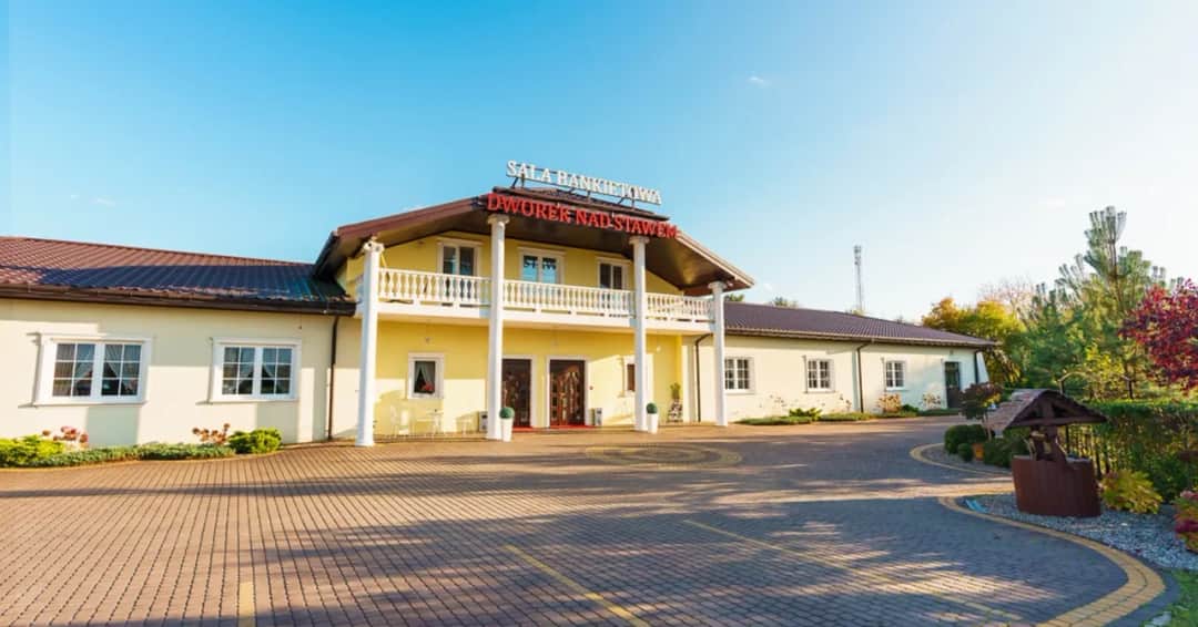 Dworek nad Stawem Ostrów Mazowiecka - idealne miejsce na eventy i wypoczynek