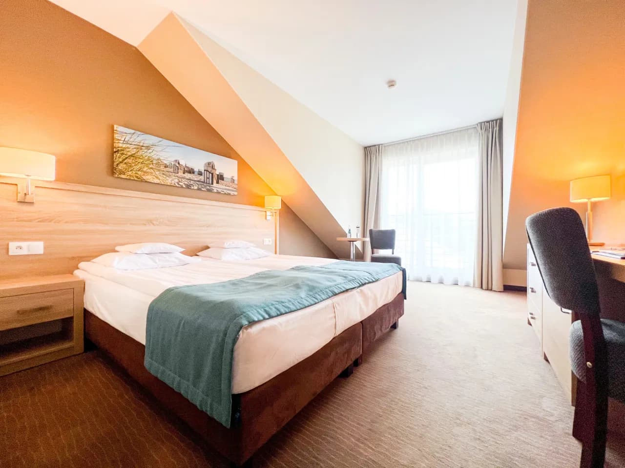 Nocleg tranzytowy co to znaczy? Poznaj jego zalety i zastosowanie